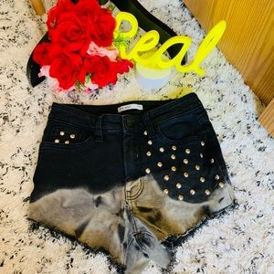 Upcycled hand bleached studded shorts Small